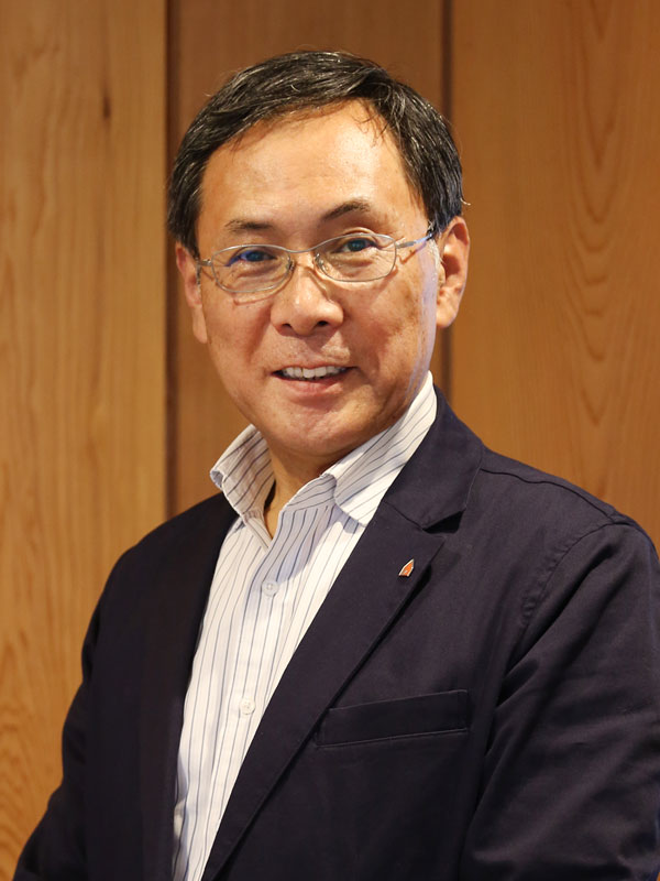 代表取締役社長 高倉 健一