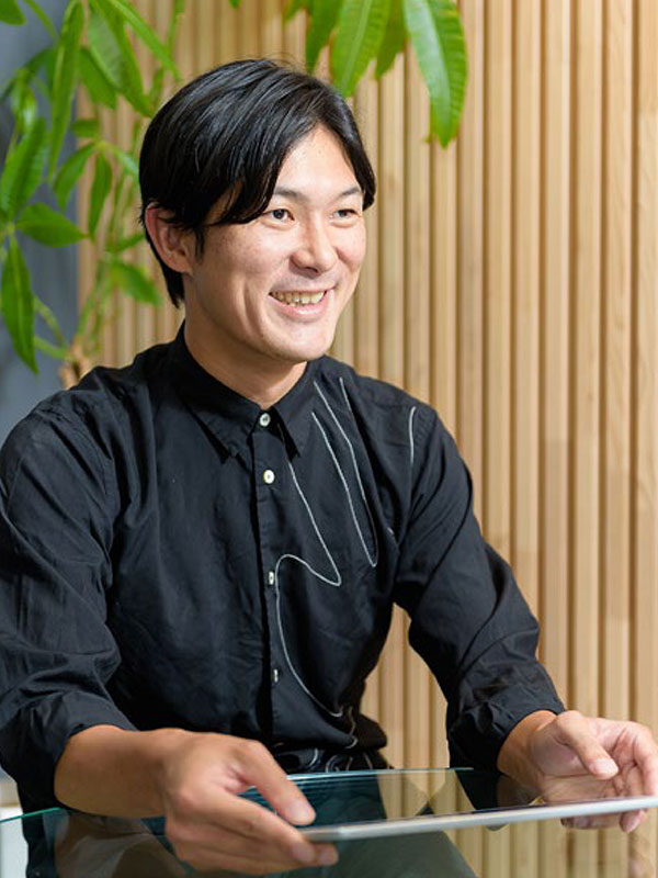 代表取締役社長 高倉 潤