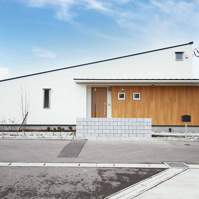 【大分市皆春】まちかどモデルハウス「中庭とロフトのある平屋の家」グランドオープン!